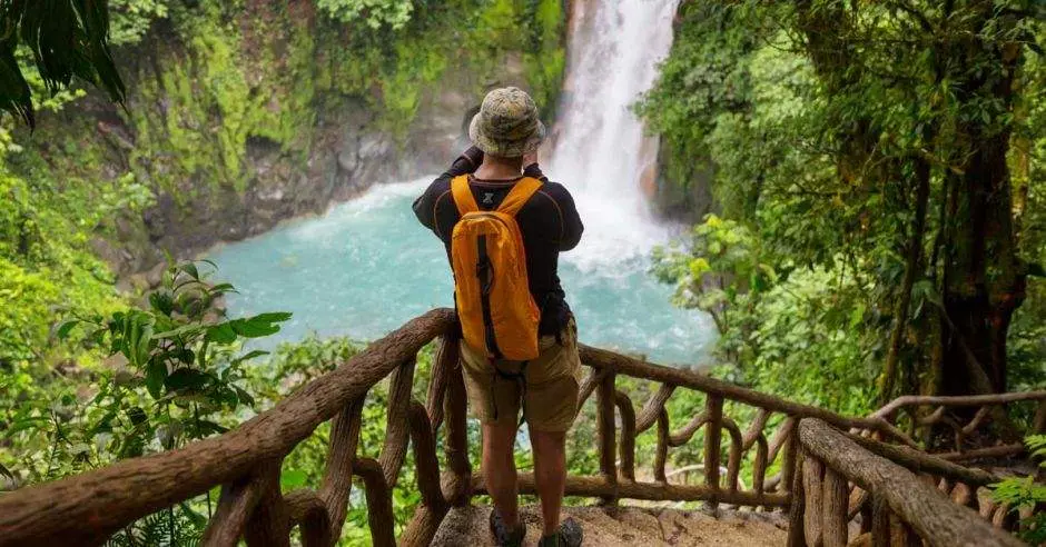 Turismo Naturalista y Ecoturismo: Una Mirada a la Naturaleza Responsable - Qué es el turismo naturista turismo naturalista y ecoturismo - Qué es el turismo naturista