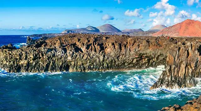 Lanzarote Turismo: Guía Completa para tu Viaje a la Isla Volcánica - Qué es famoso en Lanzarote lanzarote turismo - Qué es famoso en Lanzarote