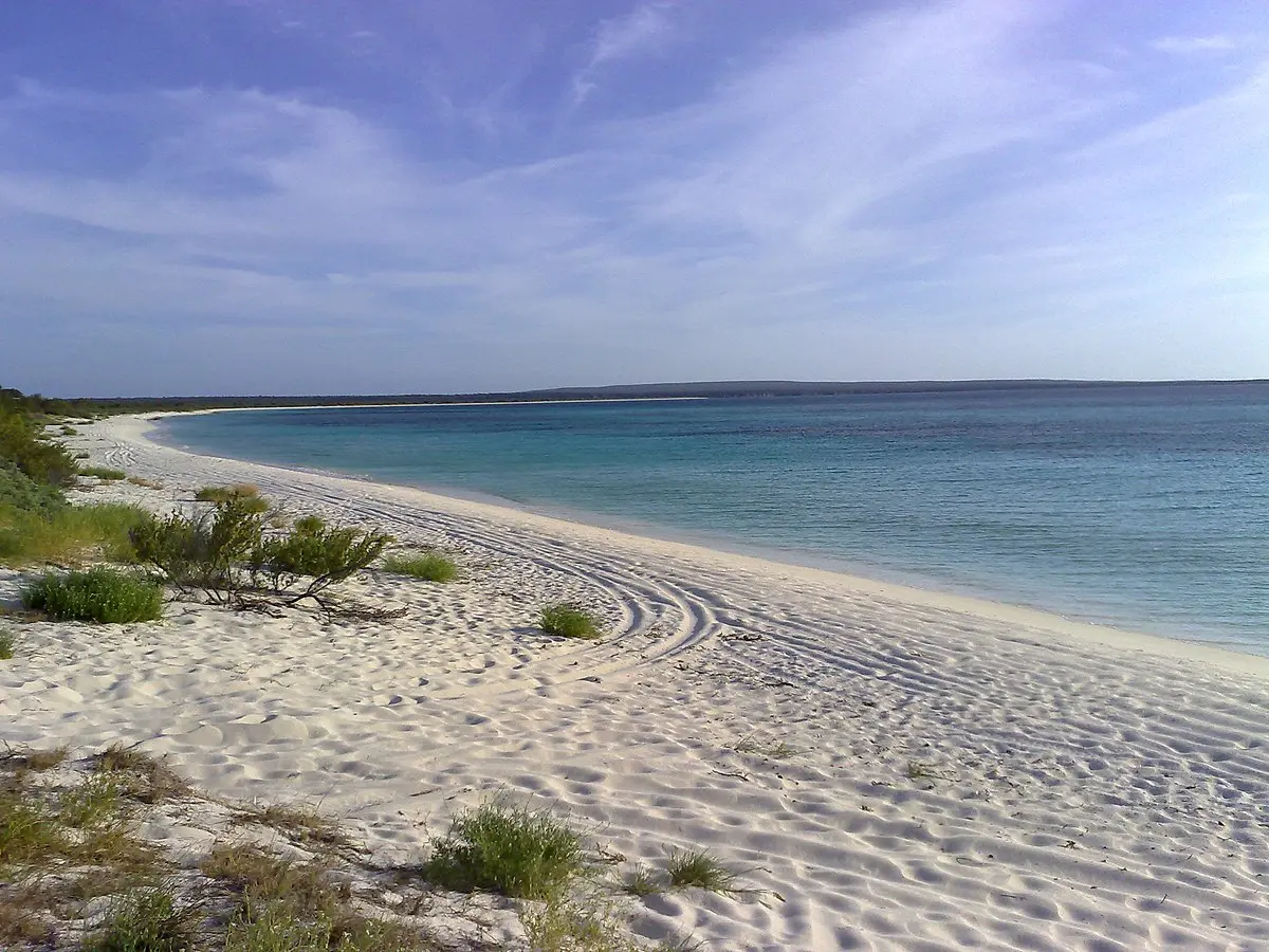 Bahía de las Águilas: Paraíso Turístico en Barahona - Qué es la bahía de las Águilas barahona turismo bahia de las aguilas - Qué es la bahía de las Águilas