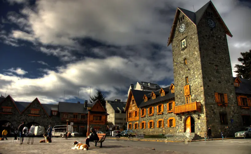 Centro Cívico Bariloche: Turismo, Historia y Atracciones - Qué hacer en Bariloche a pie centro civico bariloche turismo - Qué hacer en Bariloche a pie
