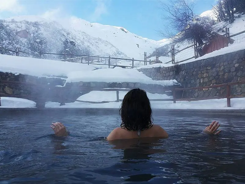 turismo chillan invierno - Qué ofrecen las termas de Chillán