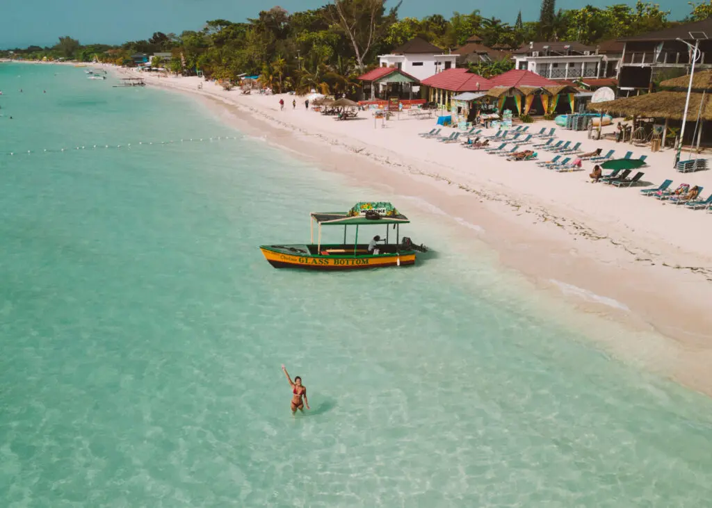 jamaica turismo idioma - Qué porcentaje de Jamaica habla inglés
