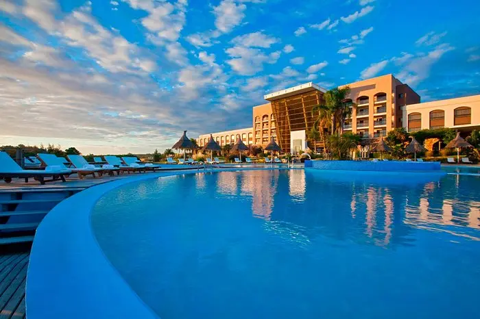Hoteles Sheraton en Uruguay: Una Experiencia de Turismo Sustentable - Qué servicios ofrece el hotel Sheraton lugares turismo sustentables en sheraton uruguay - Qué servicios ofrece el hotel Sheraton