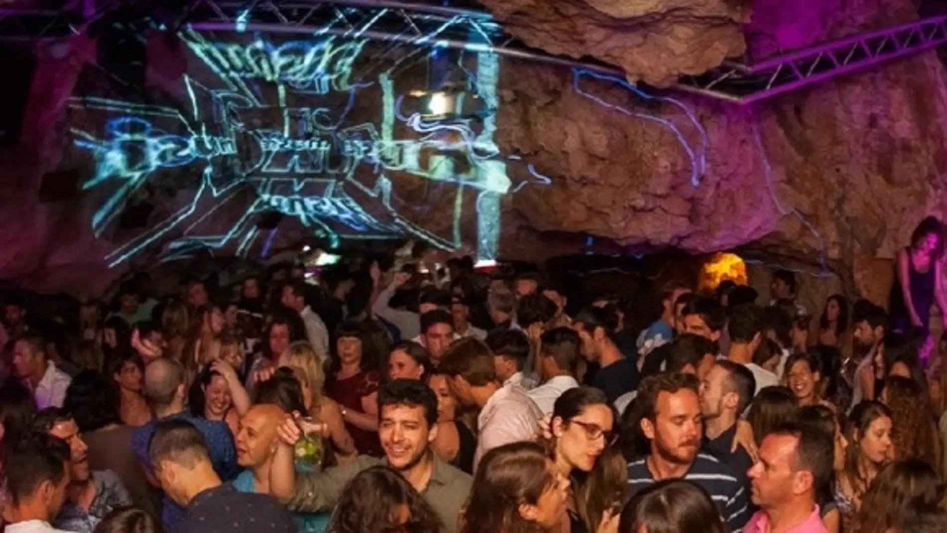 Turismo en Discotecas: Una Experiencia Nocturna - Qué servicios ofrecen las discotecas turismo en discotecas - Qué servicios ofrecen las discotecas