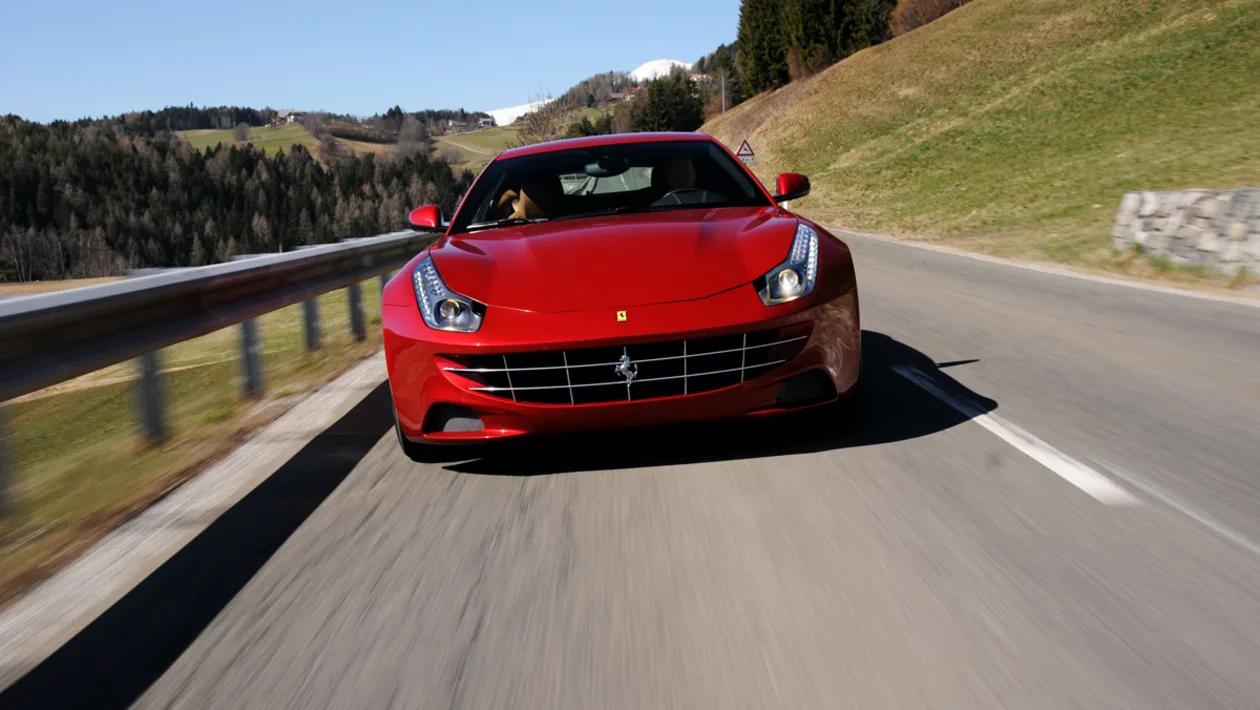 Ferrari FF Gran Turismo: El Revolucionario 4x4 de Maranello - Qué significa FF en Ferrari ferrari ff gran turismo - Qué significa FF en Ferrari