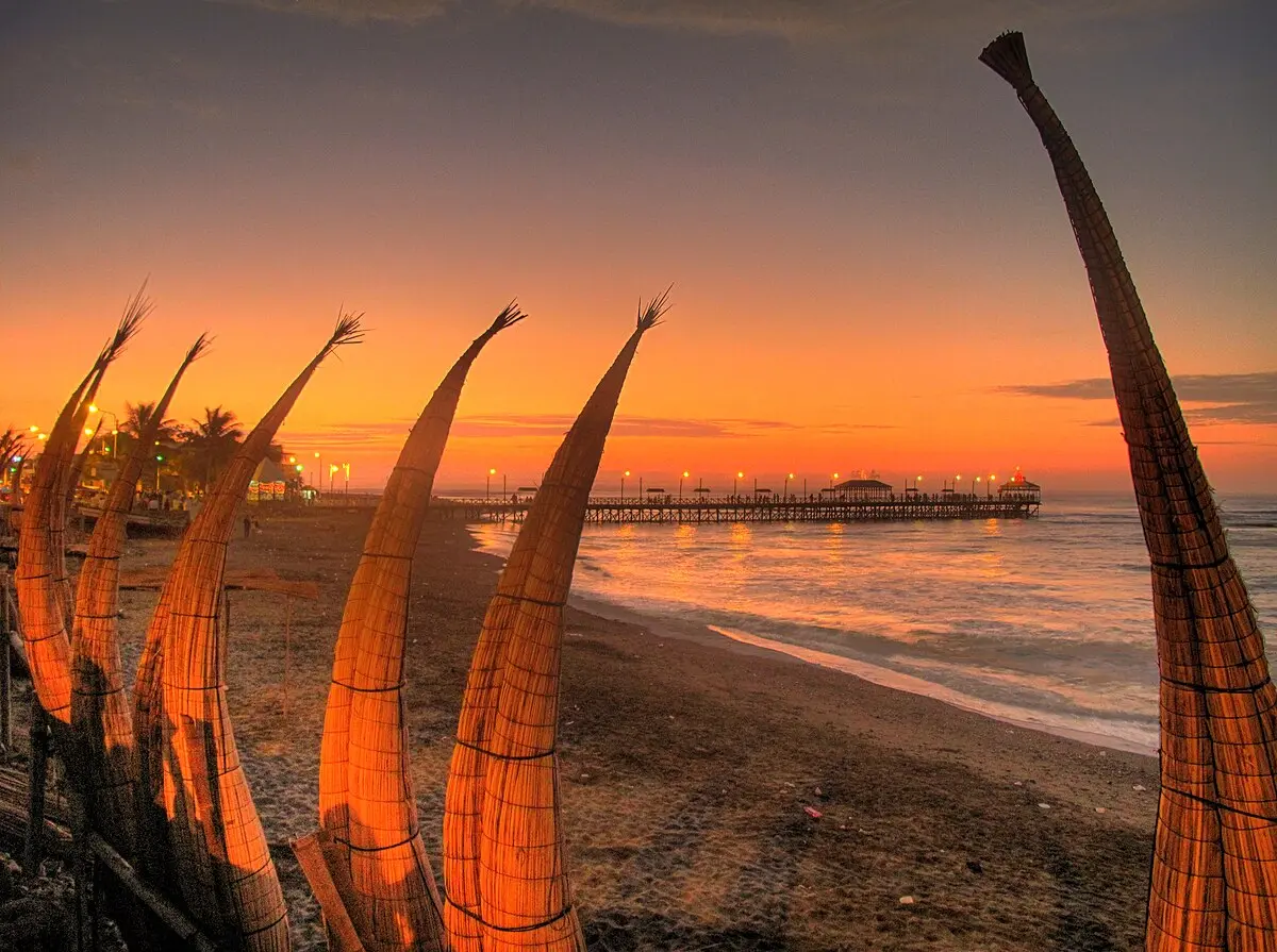 caballito totora turismo - Qué significado tiene el caballito de totora