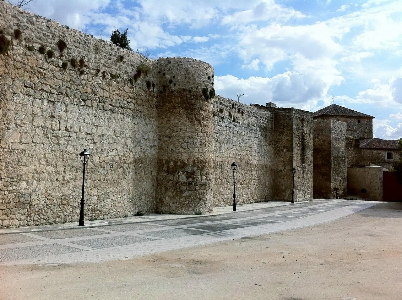 <b>Oficina de Turismo de Brihuega</b>: Guía Completa para tu Visita - Qué ver alrededor de Brihuega oficina de turismo de brihuega - Qué ver alrededor de Brihuega