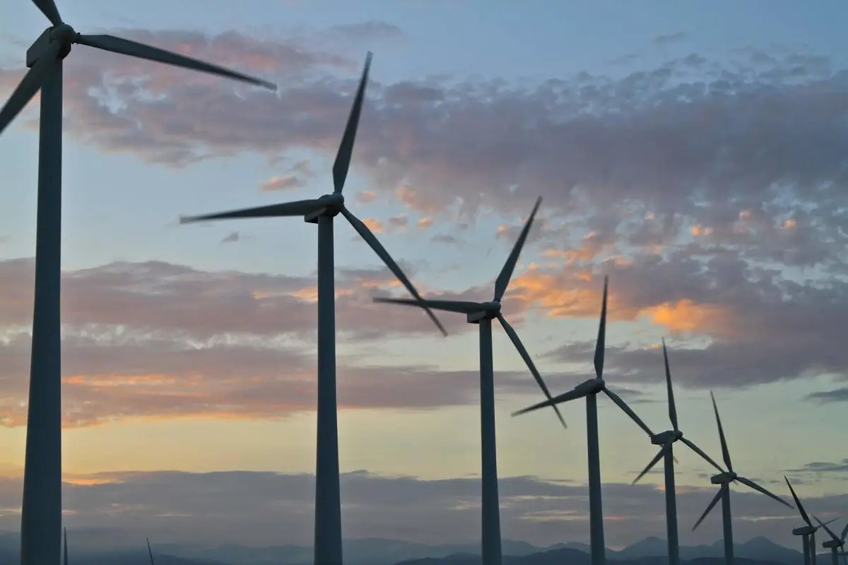 palm springs turismo - What are the big white fans in Palm Springs