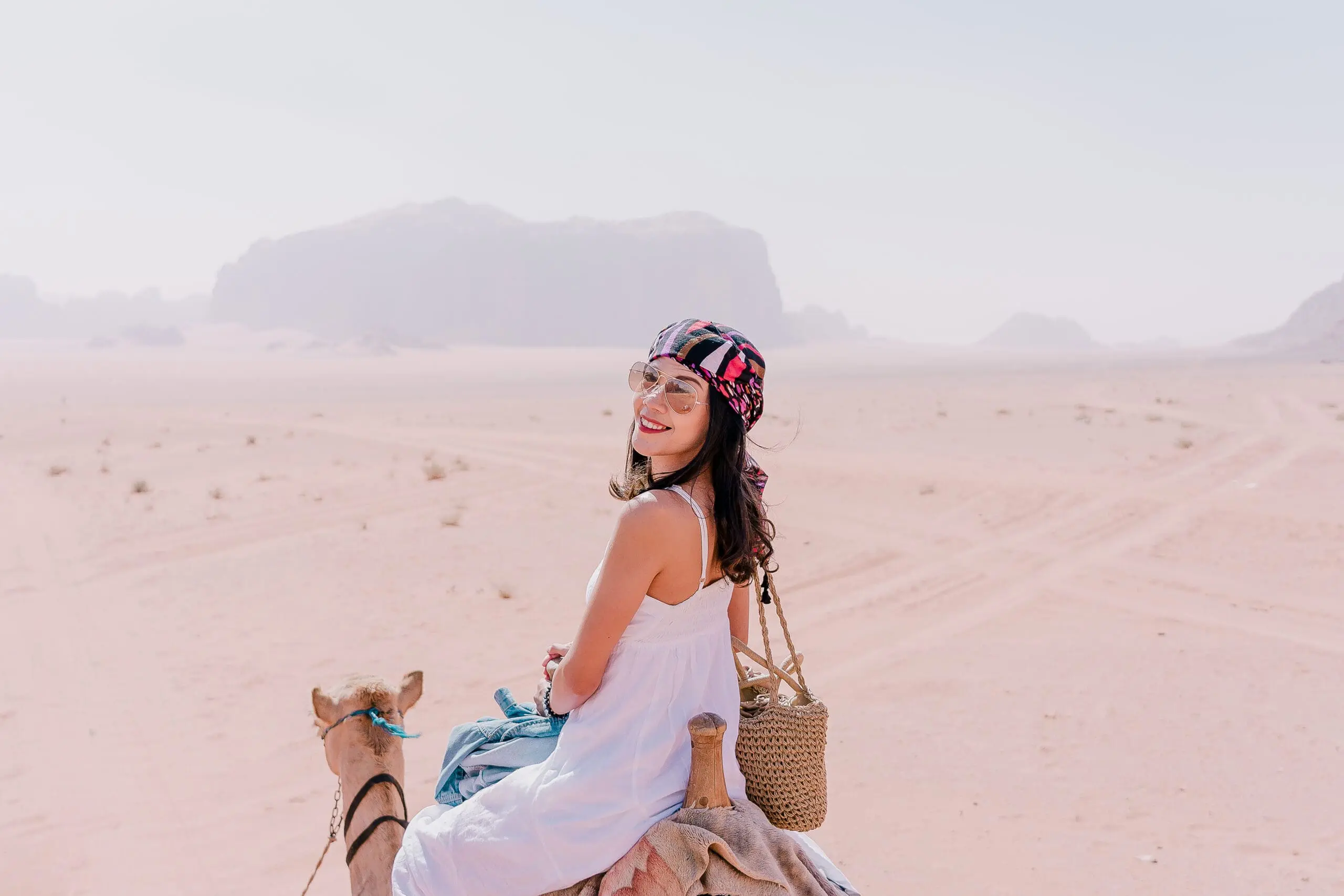 Camel Turismo: Una Experiencia Inolvidable en el Desierto - Where is the best country to ride camels camel turism - Where is the best country to ride camels